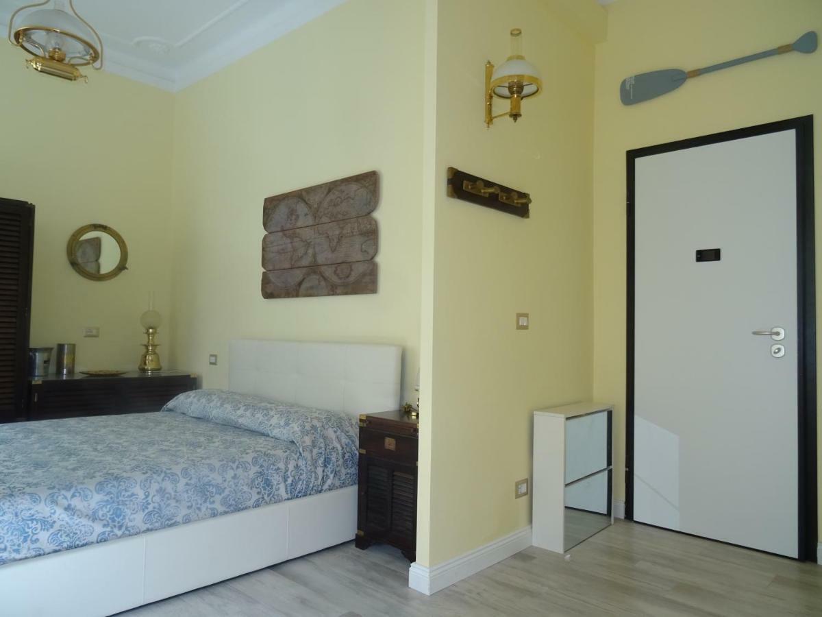 Suites Margot Санта-Маргерита-Лигуре Екстериор снимка